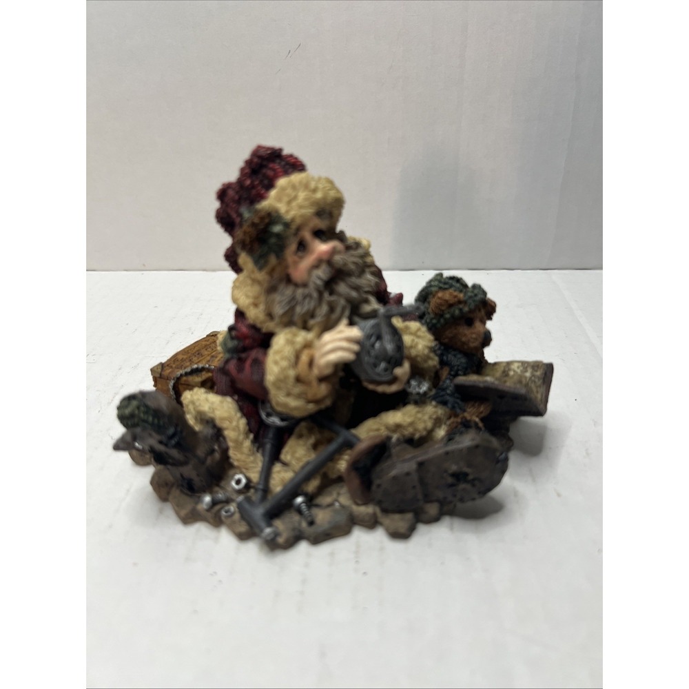 The Boyds Collection  "Santa's Challenge" # 3002 Santa and Friends-Retired NIB